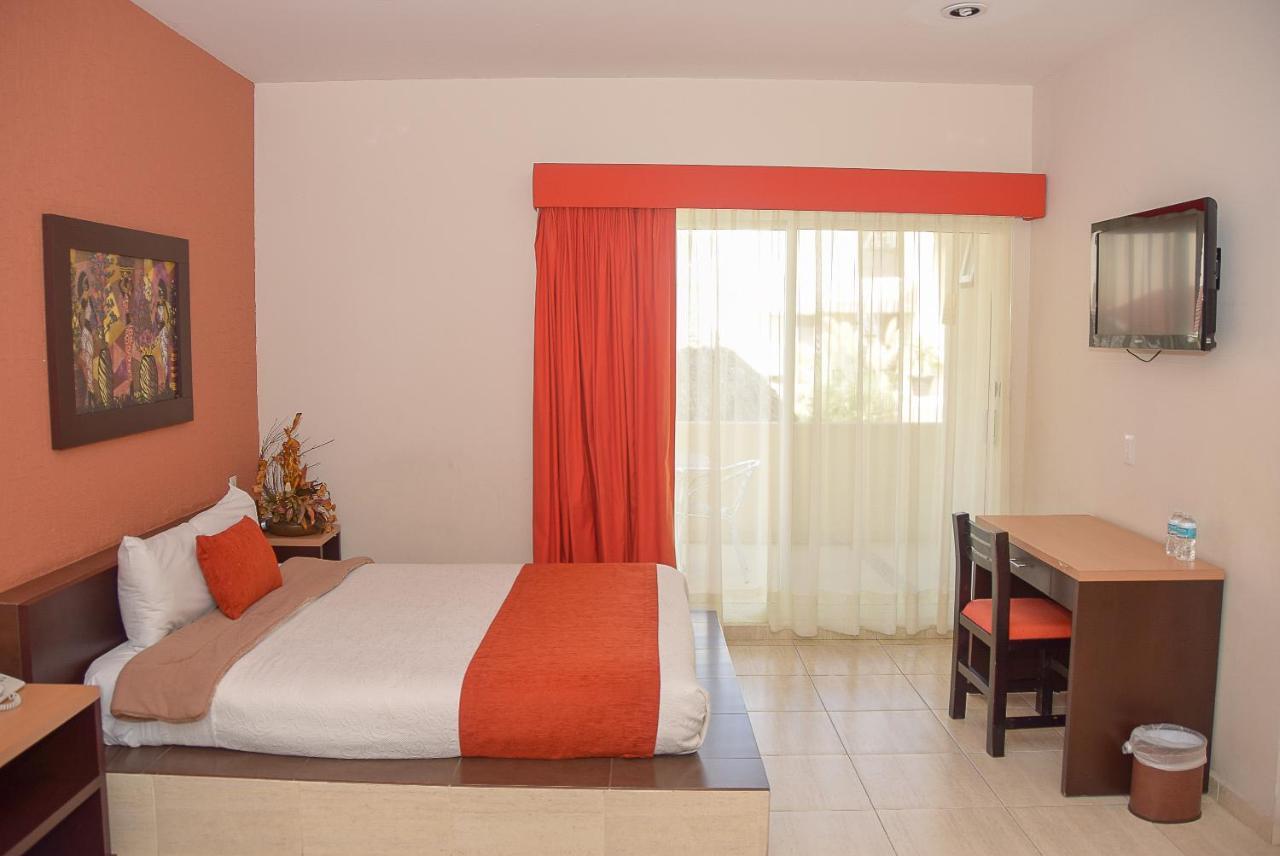 Hotel Real De Tx Текуискуиапан Екстериор снимка